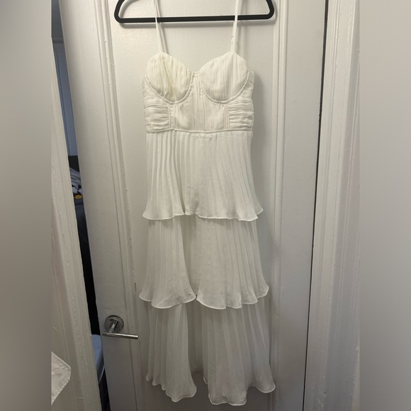 Lulus Cascading Crush White Tiered Bustier Midi Dress Size Small - Picture 4 of 4